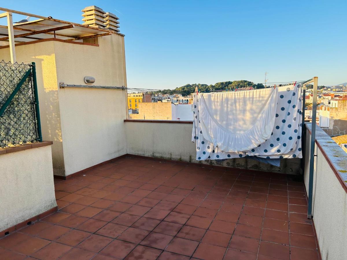 Centrico Apartamento A 150 Metros De La Playa. Parking* Lloret de Mar Bagian luar foto