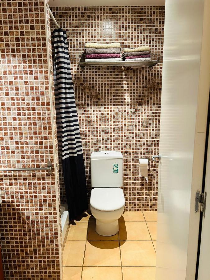 Centrico Apartamento A 150 Metros De La Playa. Parking* Lloret de Mar Bagian luar foto